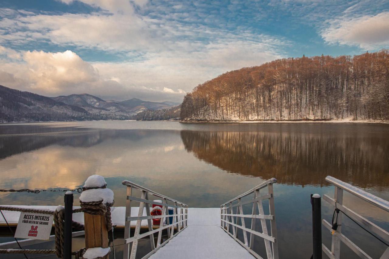 Adventure Lake Resort - Simared 바이아마레 외부 사진